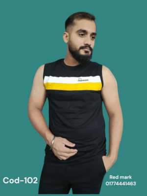 Megi Hata T-shirt 102