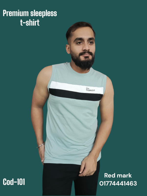 Megi Hata T-shirt 101